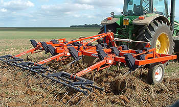 Dechaumeur-polyvalent Dechaumeur-polyvalent